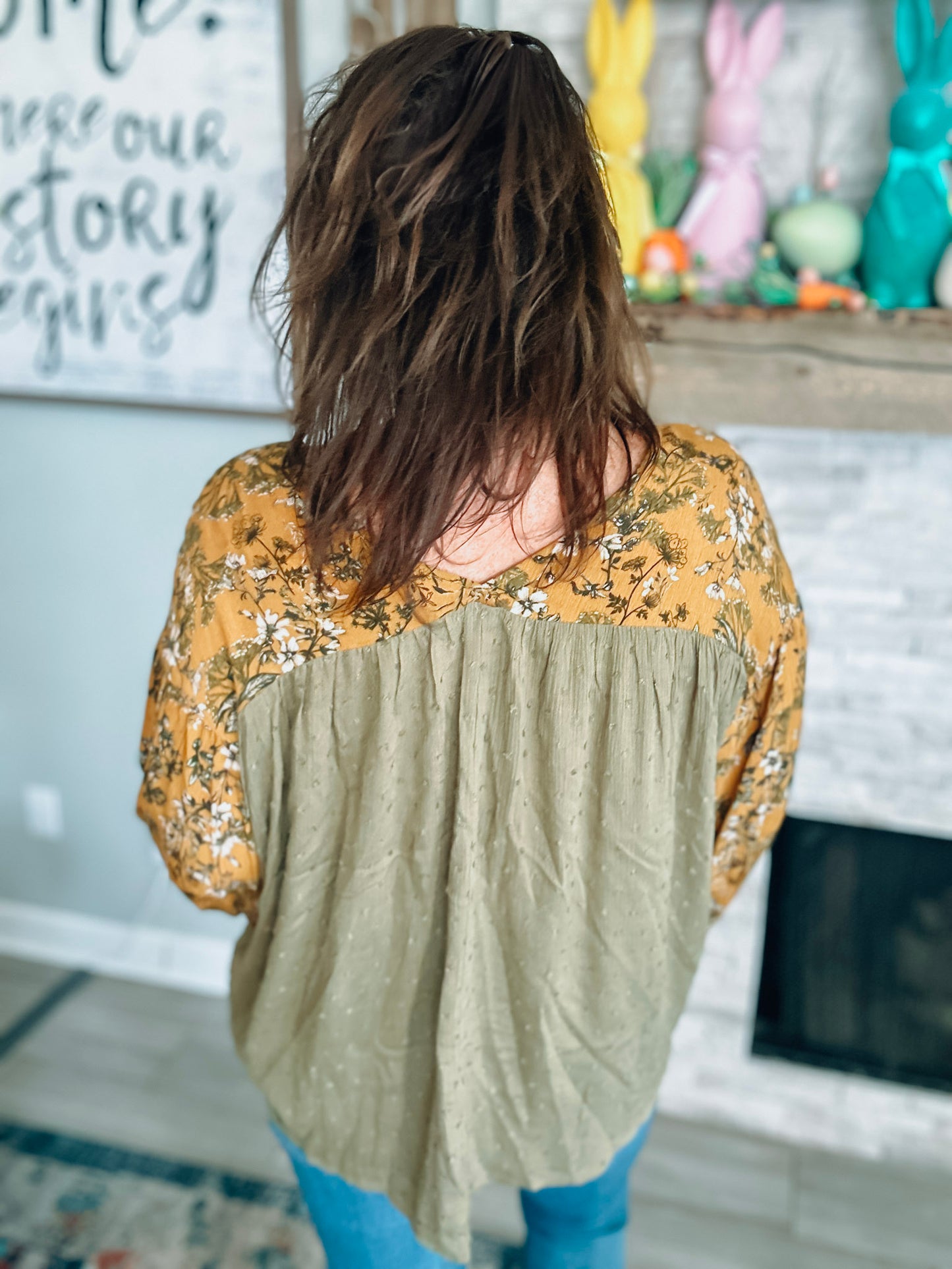 Olive Swiss Dot Boho Sleeve Blouse - Size Med