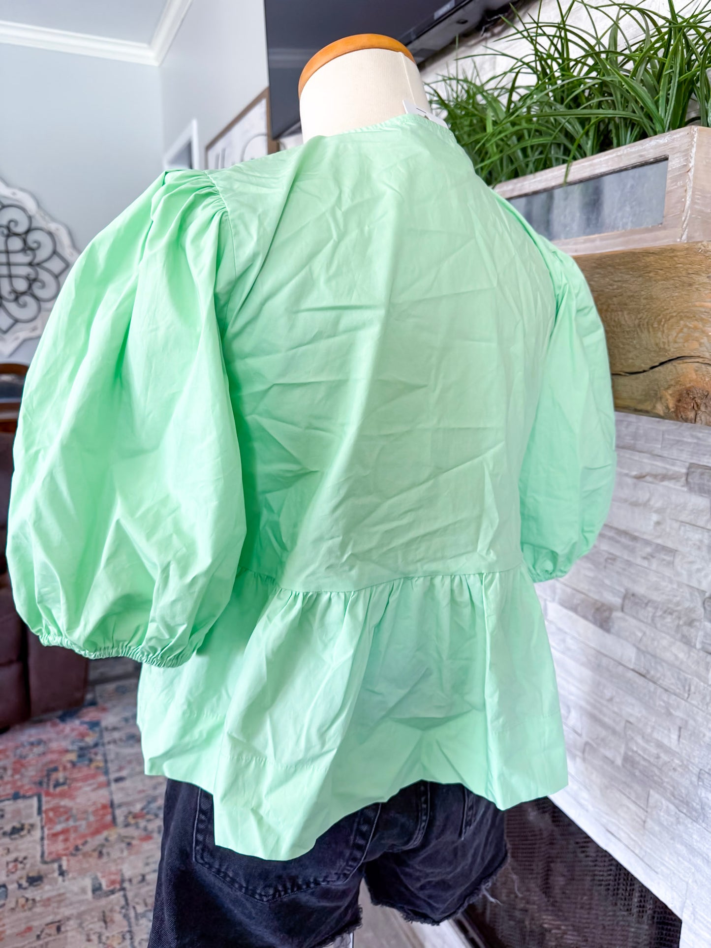 Lime Solid Poplin Knot Top by Karlie - Size Med