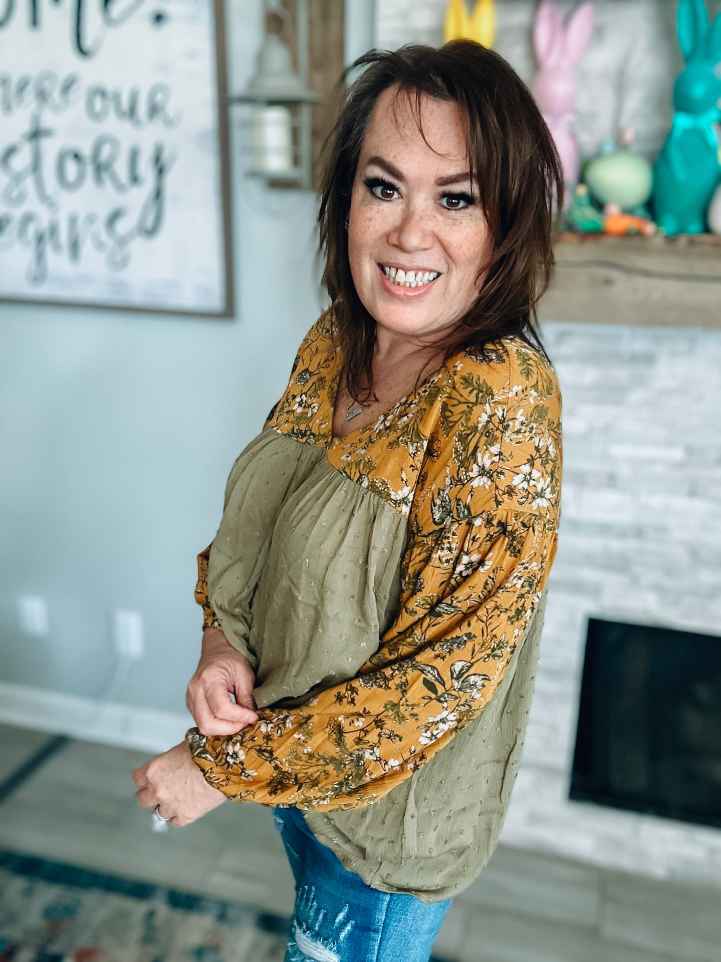 Olive Swiss Dot Boho Sleeve Blouse - Size Med
