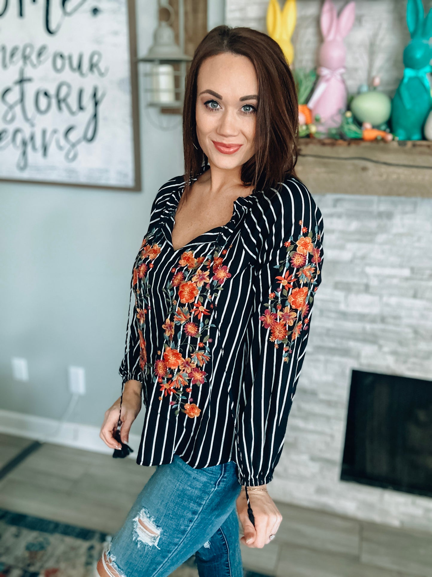 Savanna Jane Black/White Stripe Top w/ Embroidery - Size Medium