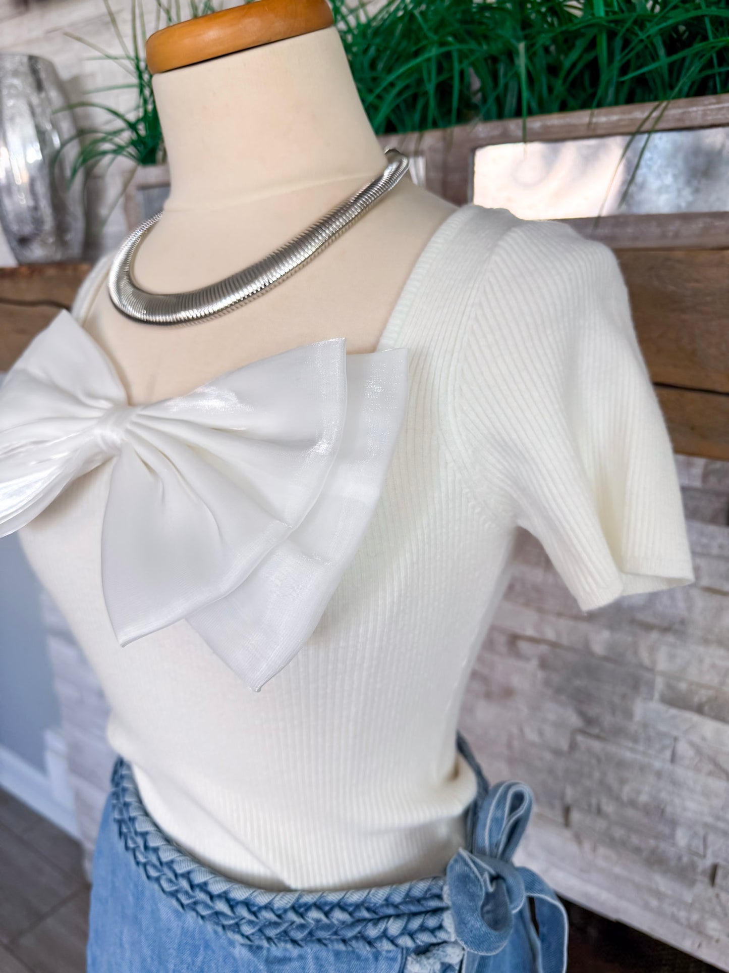 Classic Bow Top - Size Small