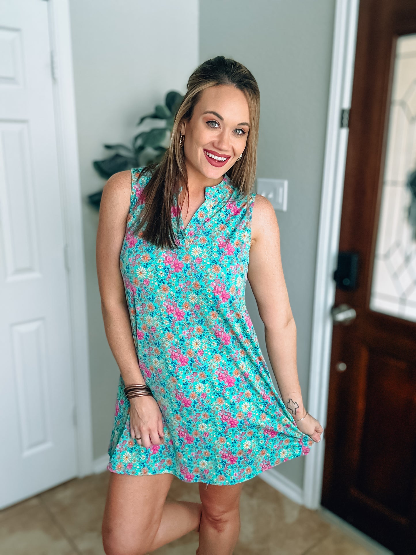 Mint Floral Sleeveless Dress - Medium