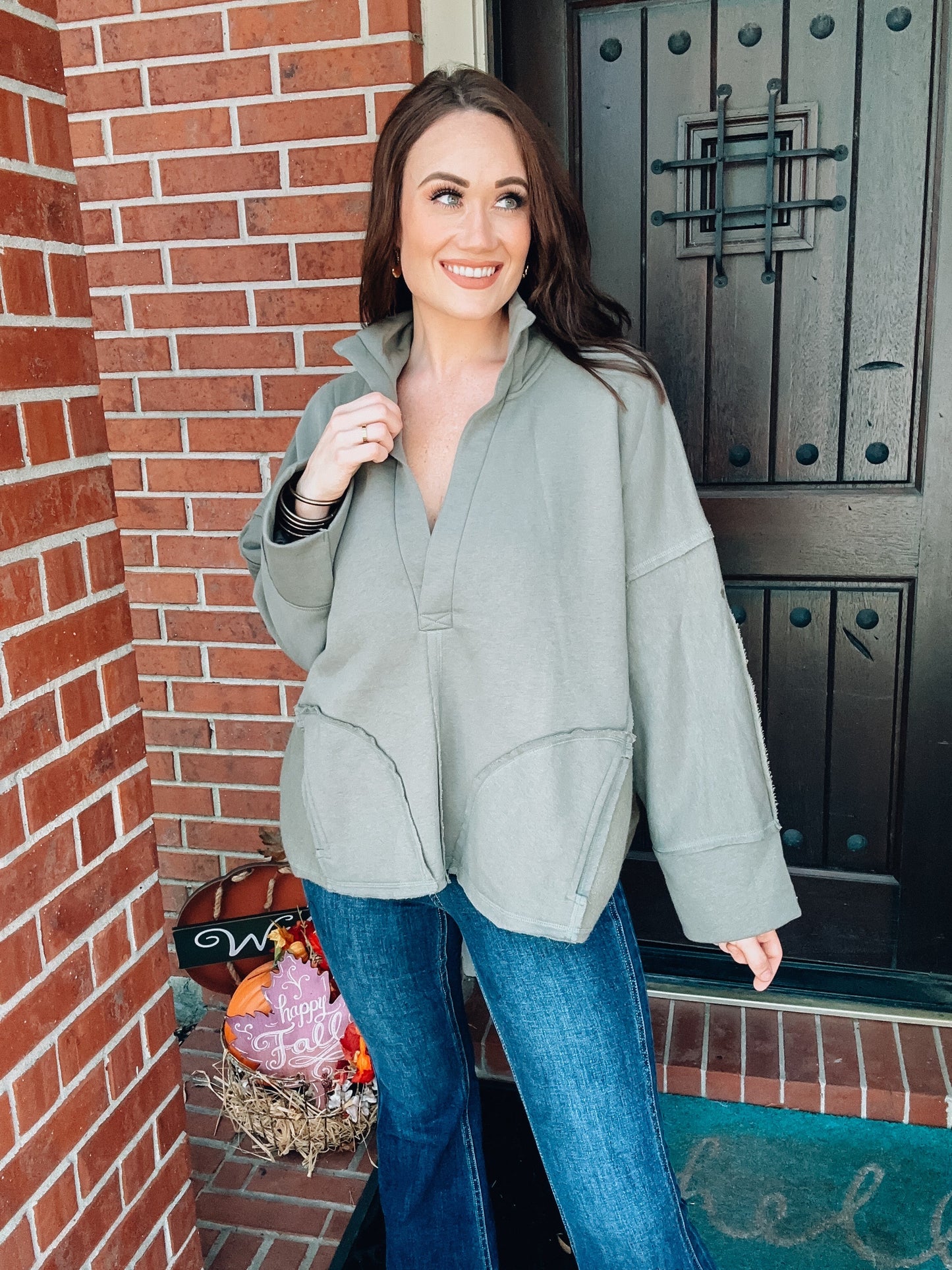 V-Neck Dolman Sleeve Pullover in Olive NWT - Size Med