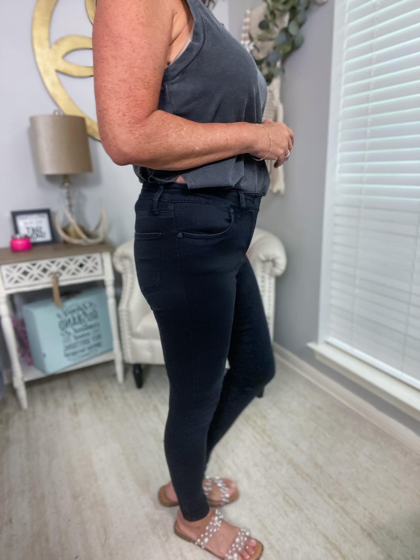 Mia High Waisted Skinny Jeans Black by Kut from the Kloth - Size 6