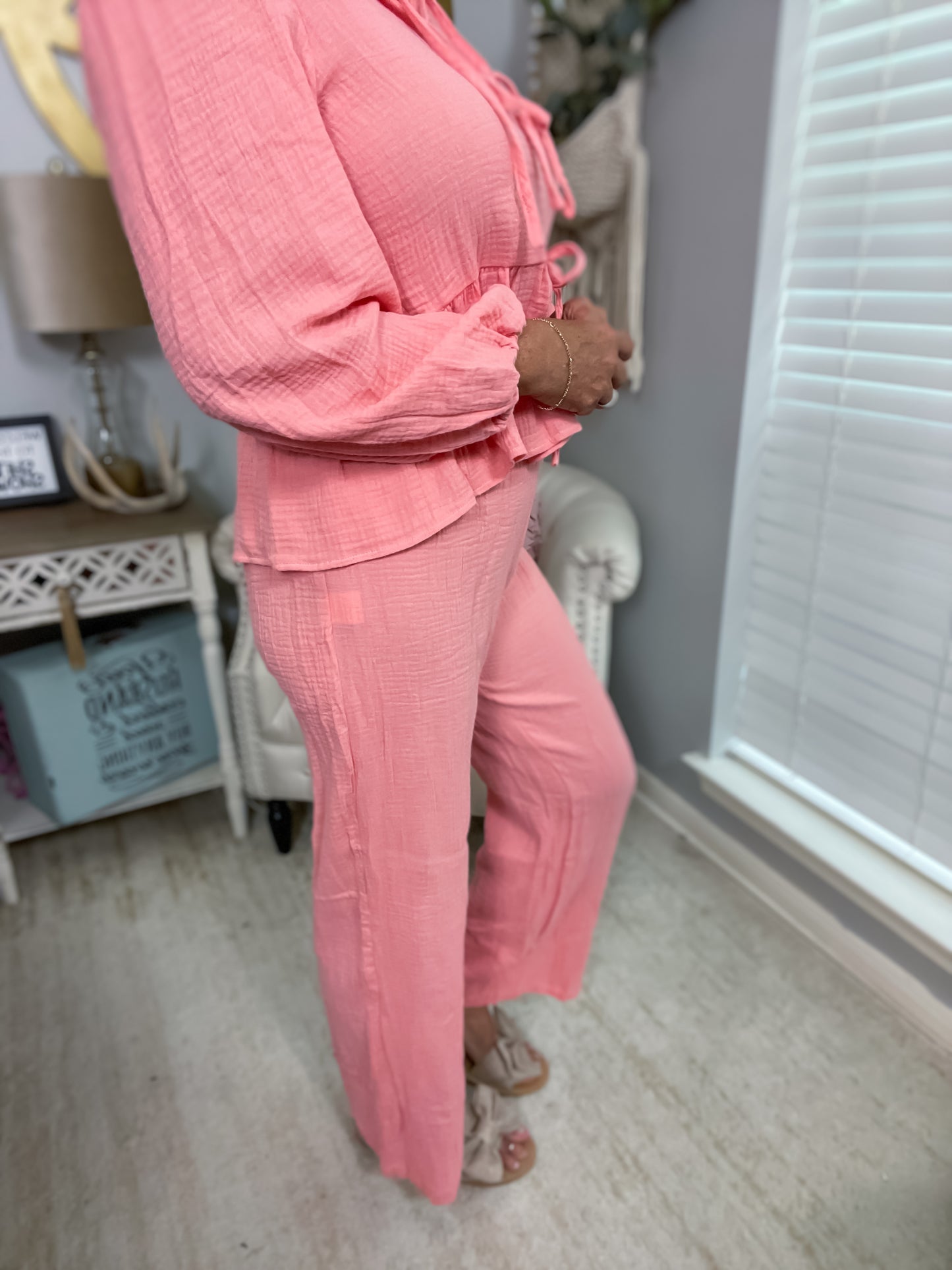Coral Shirt Pants 2 Piece Sets NWOT - Size Med