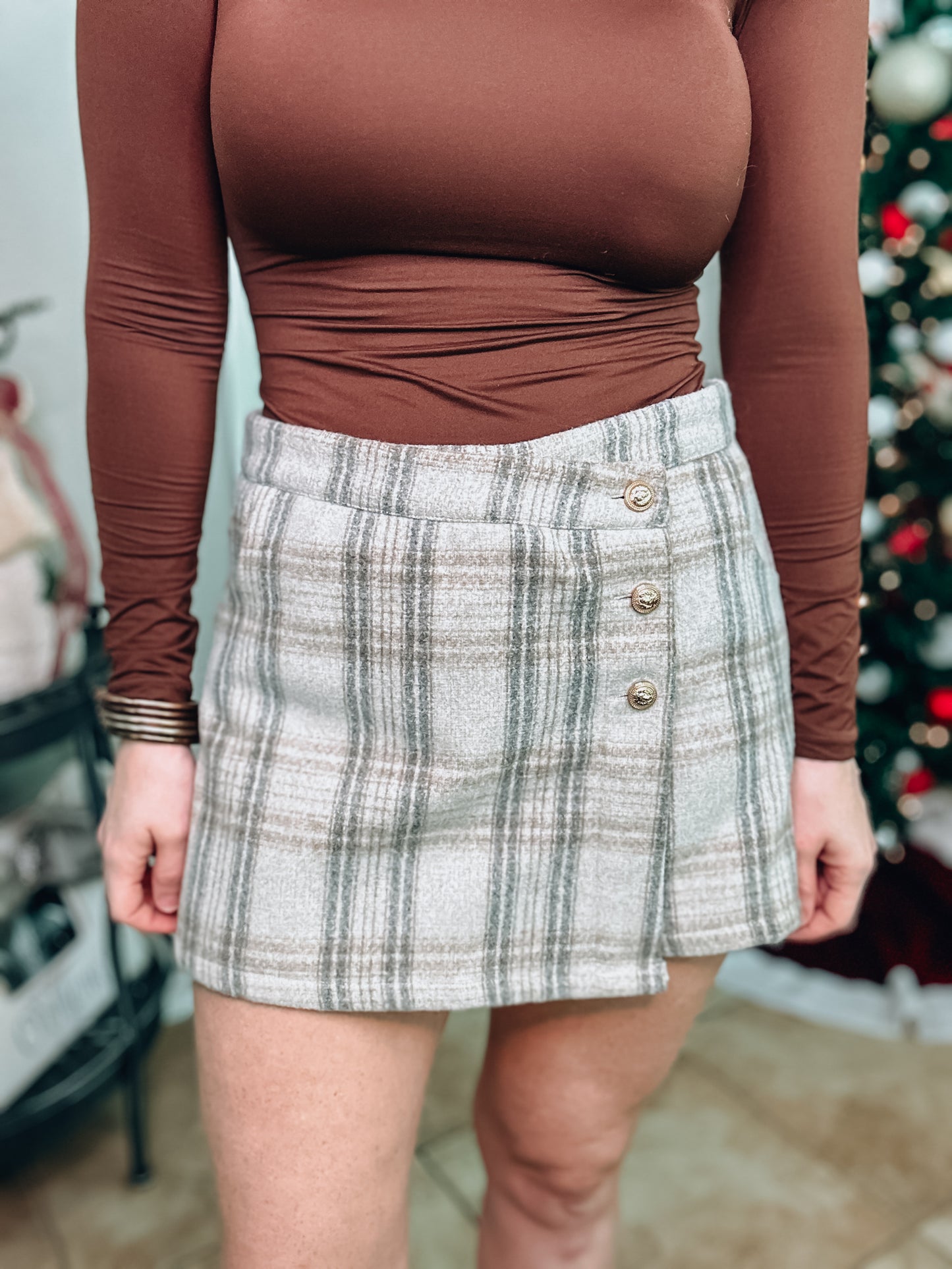 Taupe Plaid Wrap Skort - NWT Size Large