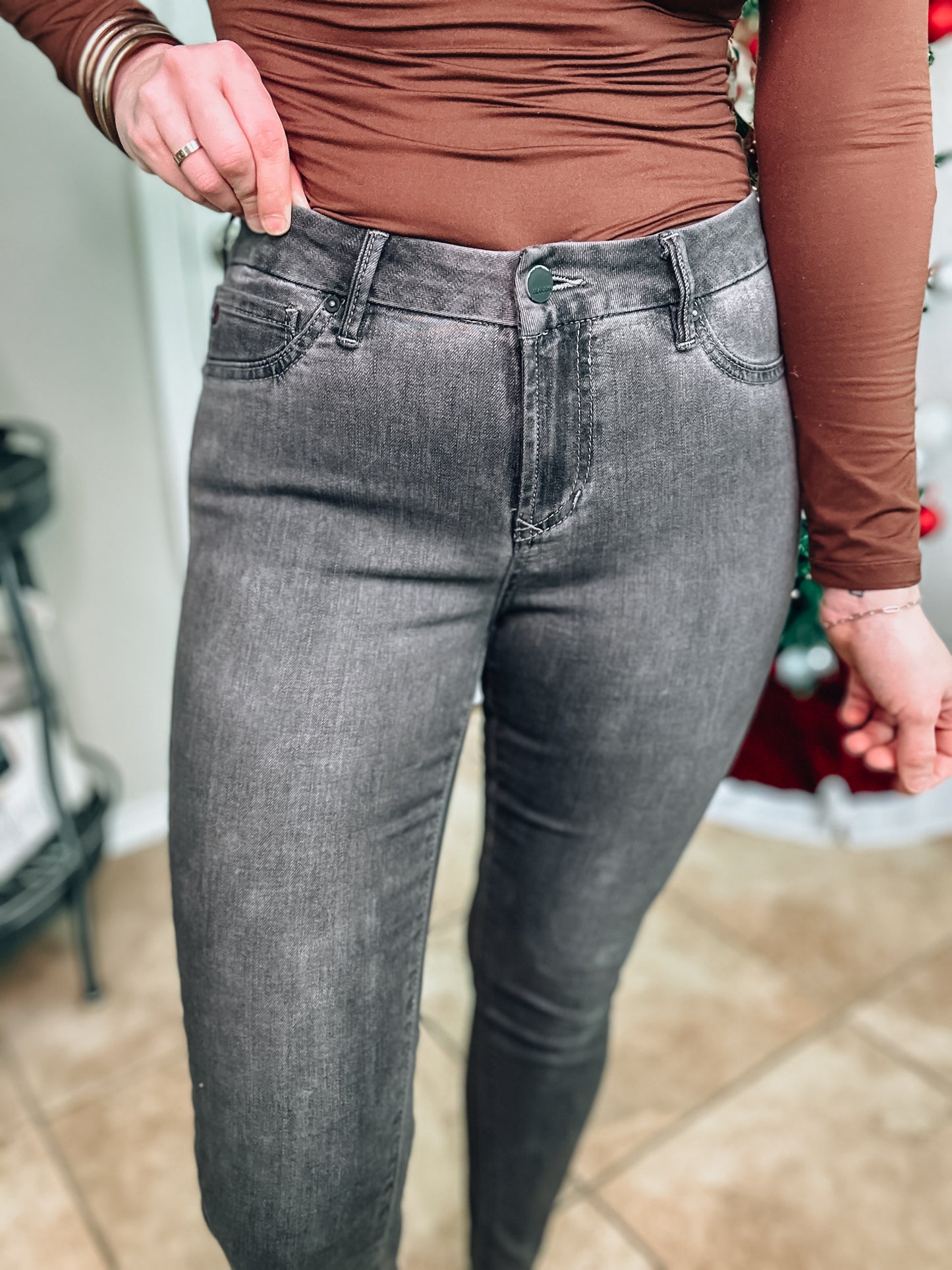 Dear John Staci High Rise Legging Jeans in Graphite - Size 28