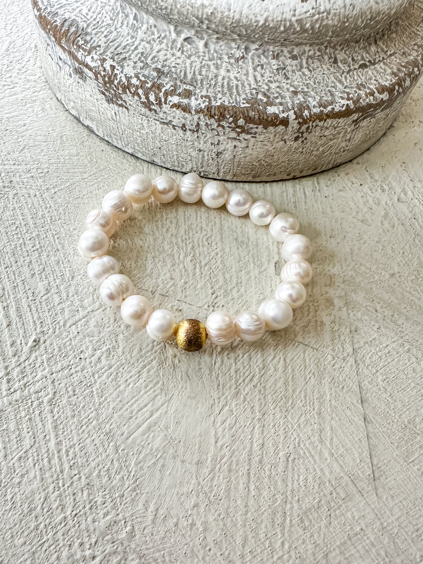 Large Genuine Freshwater Pearl Bracelet