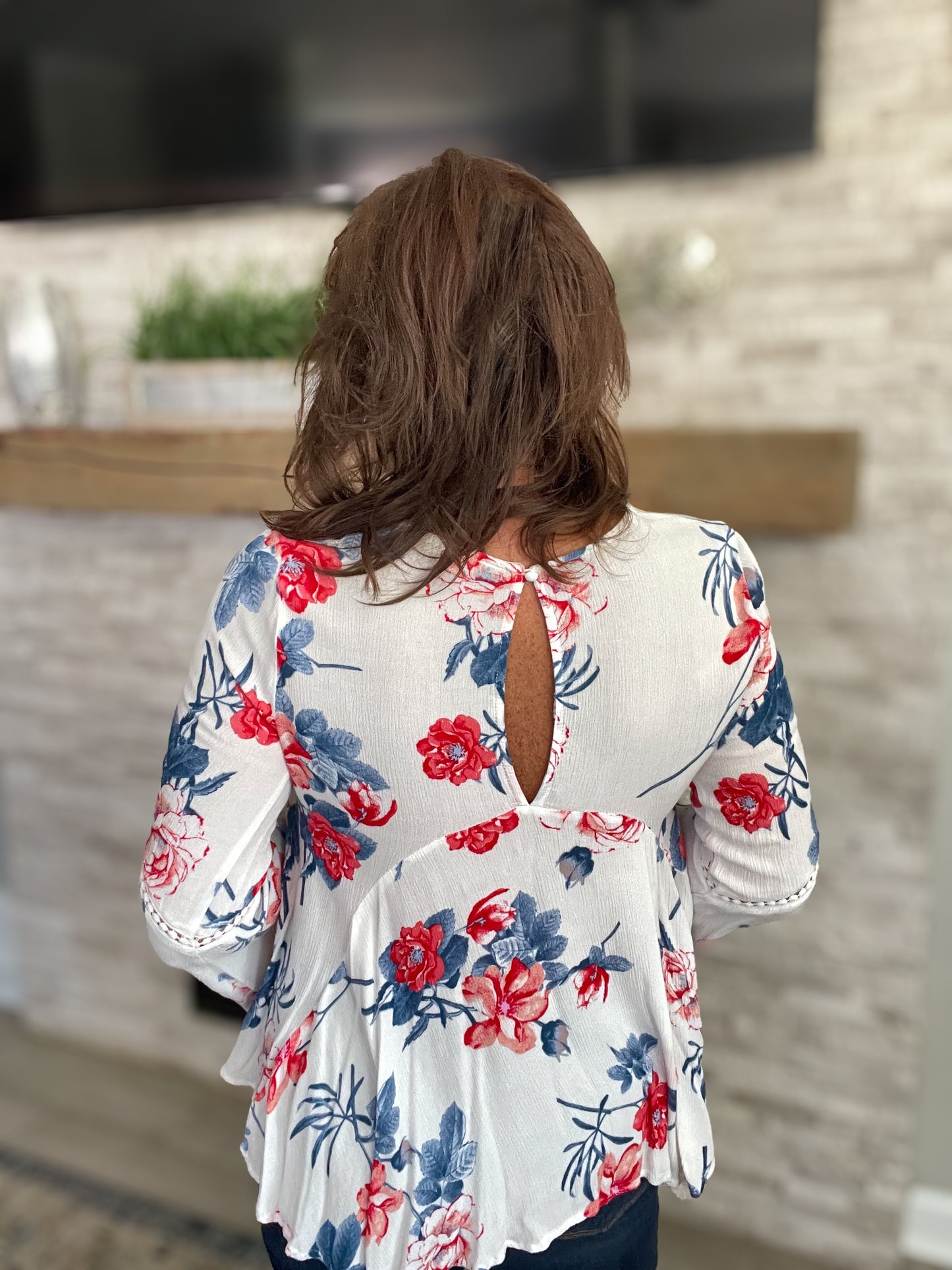 White Floral Baby Doll Long Sleeve Blouse- Size Small