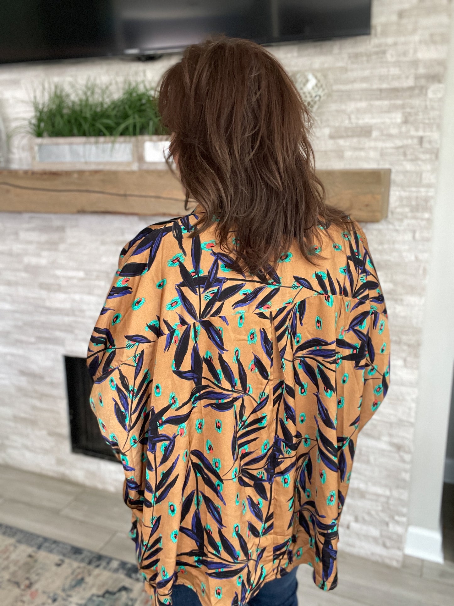 Entro Dolman Button Up Top - Size M/L