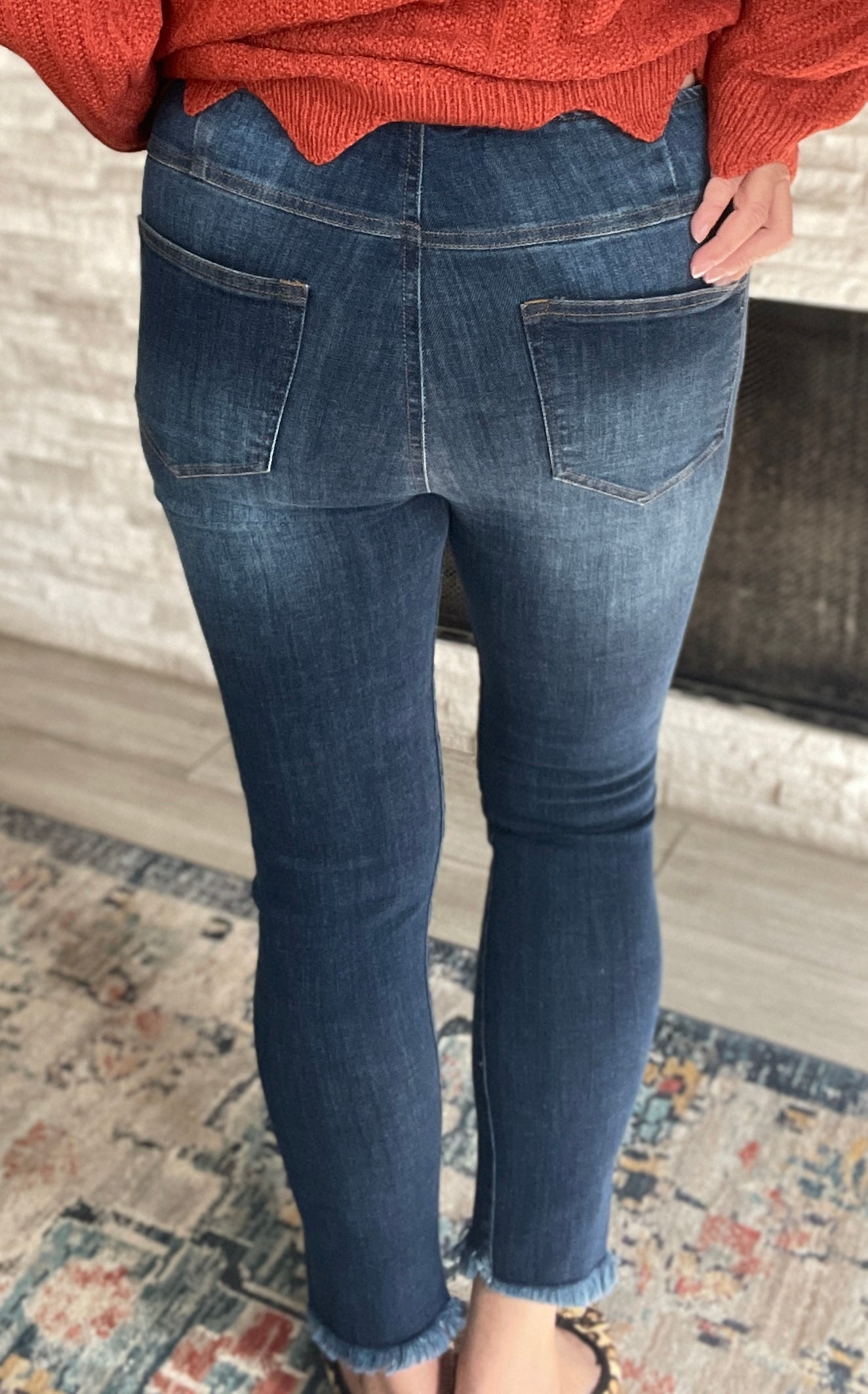 Risen High Rise Skinny Leg Jegging - Size Medium