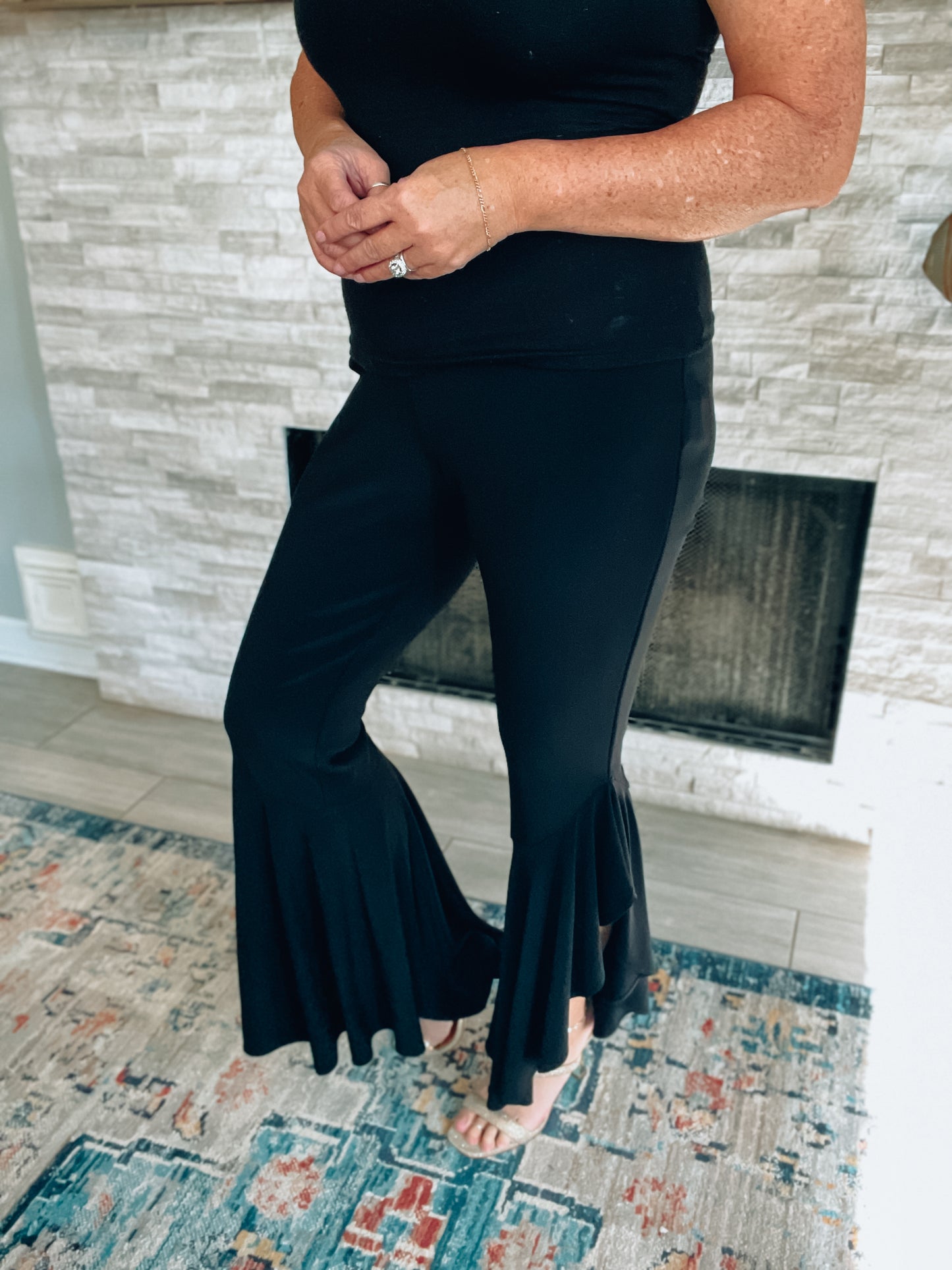 joseph Ribkoff Black Ruffle Leg Pants - Size Large
