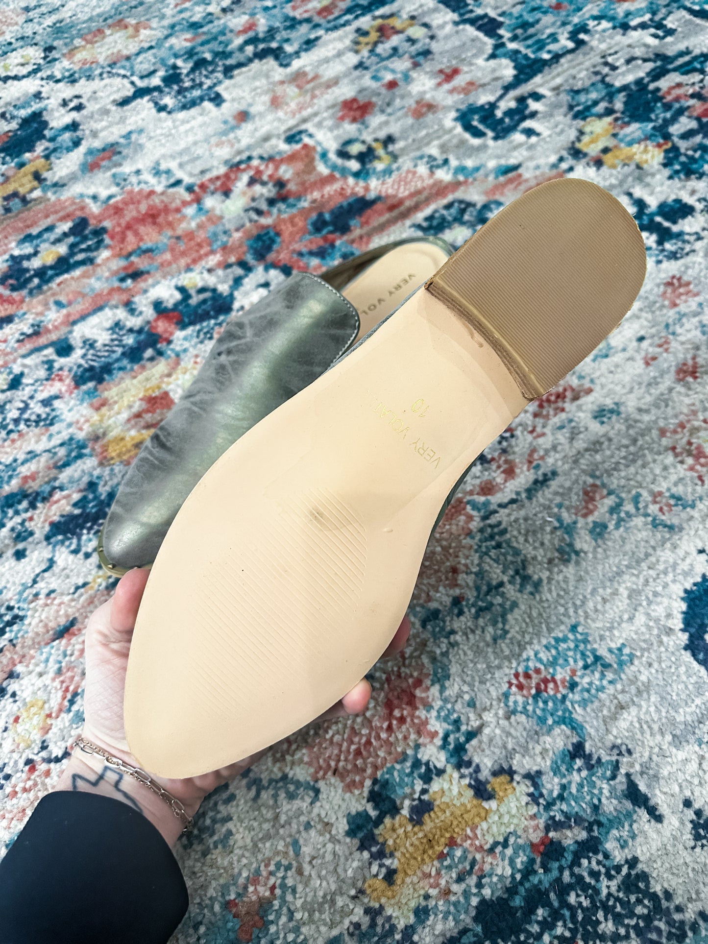 Volatile Austin Low Mule in Champagne - Size 10
