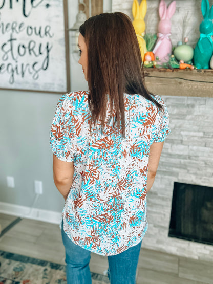 Cream/Brown/Blue Printed Short Sleeve Top - Size Medium