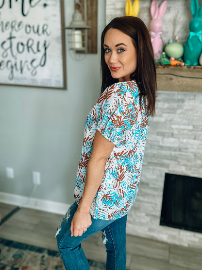 Cream/Brown/Blue Printed Short Sleeve Top - Size Medium