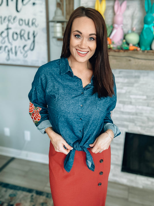 Easel Denim Button Up w/ Embroidered Sleeves - Size Small