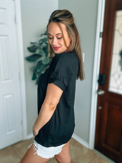 Black Short Sleeve V-Neck Boyfriend Fit Pocket Tee NWT - Size Med