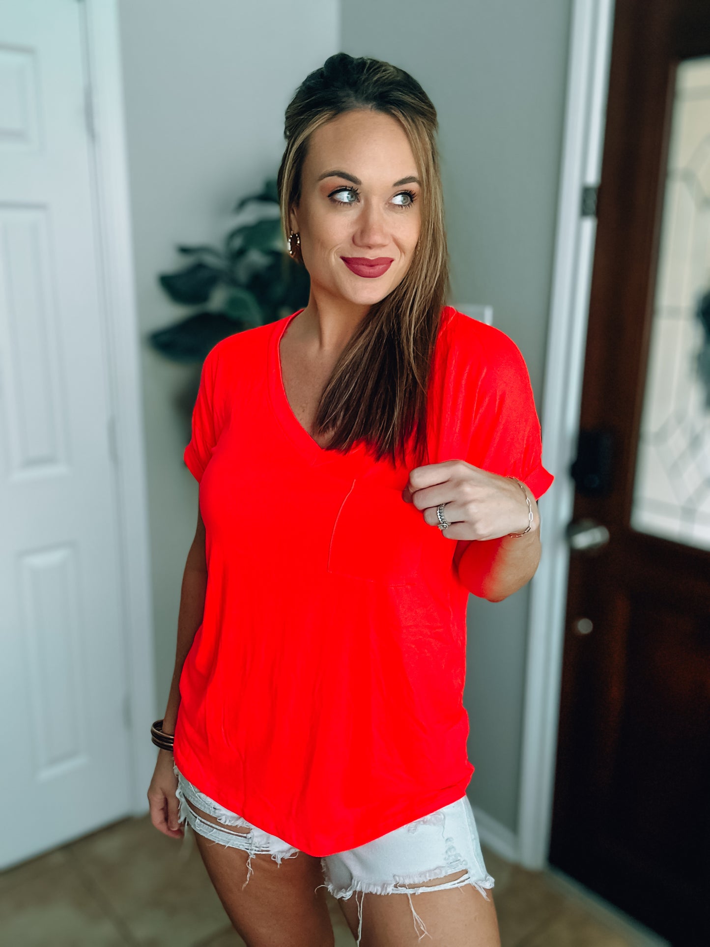 Orange Short Sleeve V-Neck Boyfriend Fit Pocket Tee NWT - Size Med