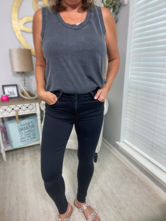 Mia High Waisted Skinny Jeans Black by Kut from the Kloth - Size 6