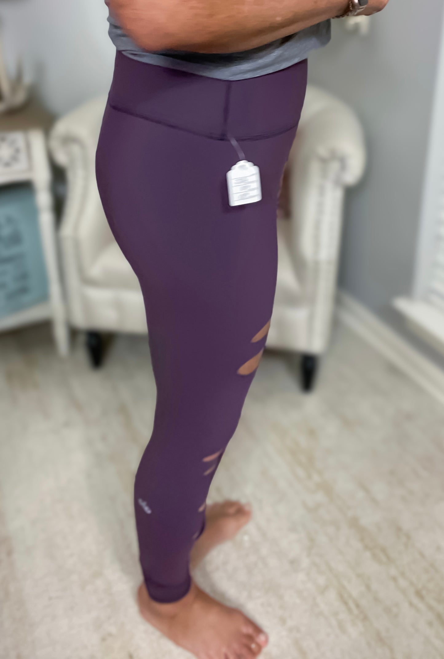 Alo Yoga High Waisted Slashed Airbrush Leggings - Size Med