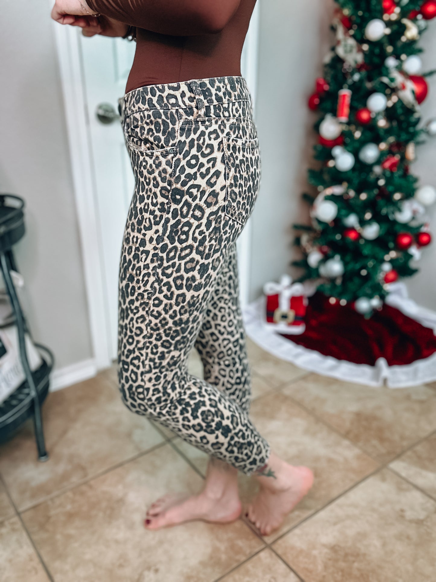 Kut from the Kloth Donna Ankle Skinny - Size 6