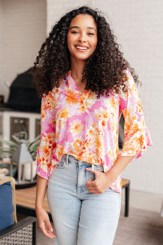 Lizzy Bell Sleeve Top in Pink and Gold Floral NWT - Size Small