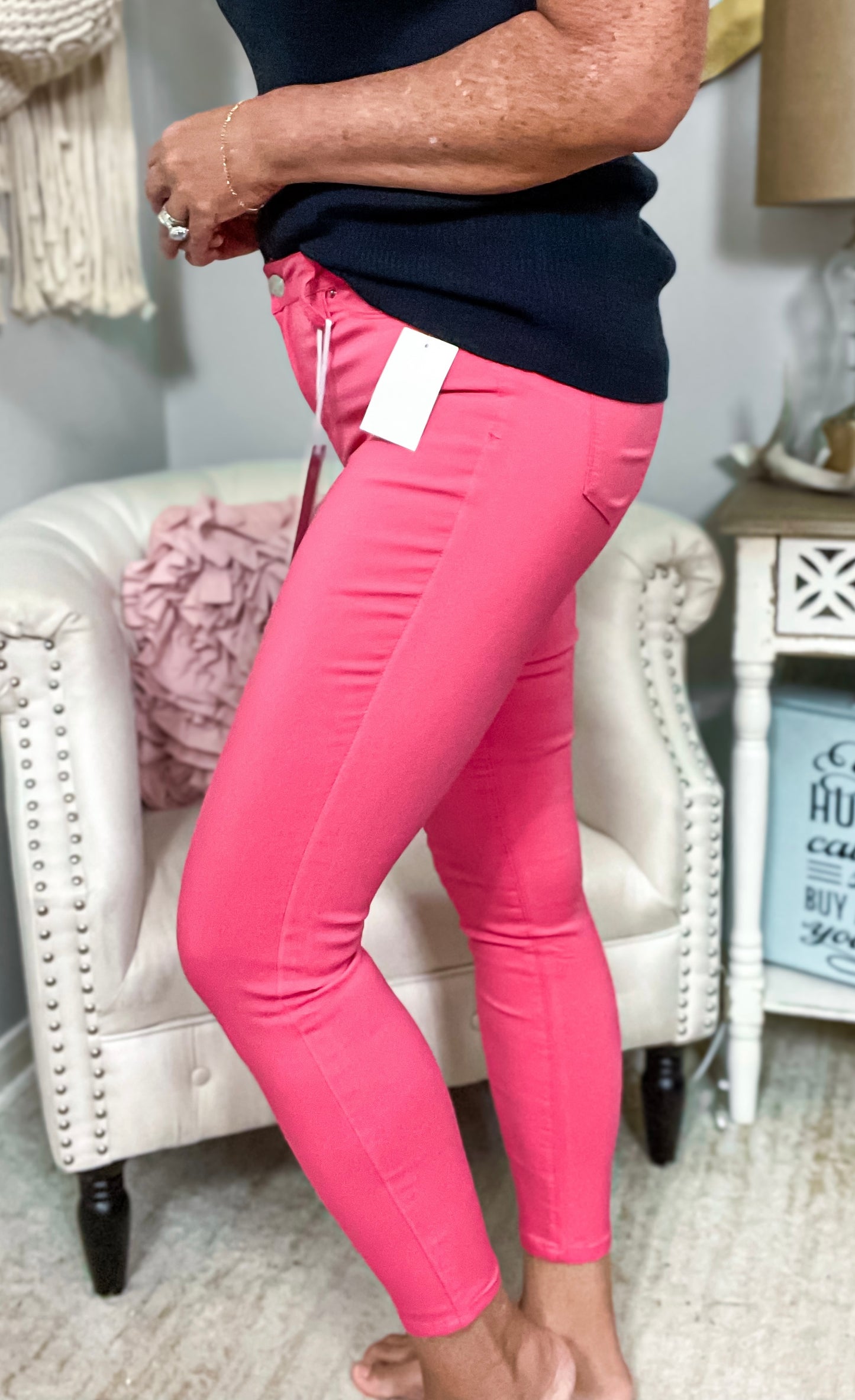 YMI Hyperstretch Midrise Skinny Jean Shell Pink NWT - Size Small