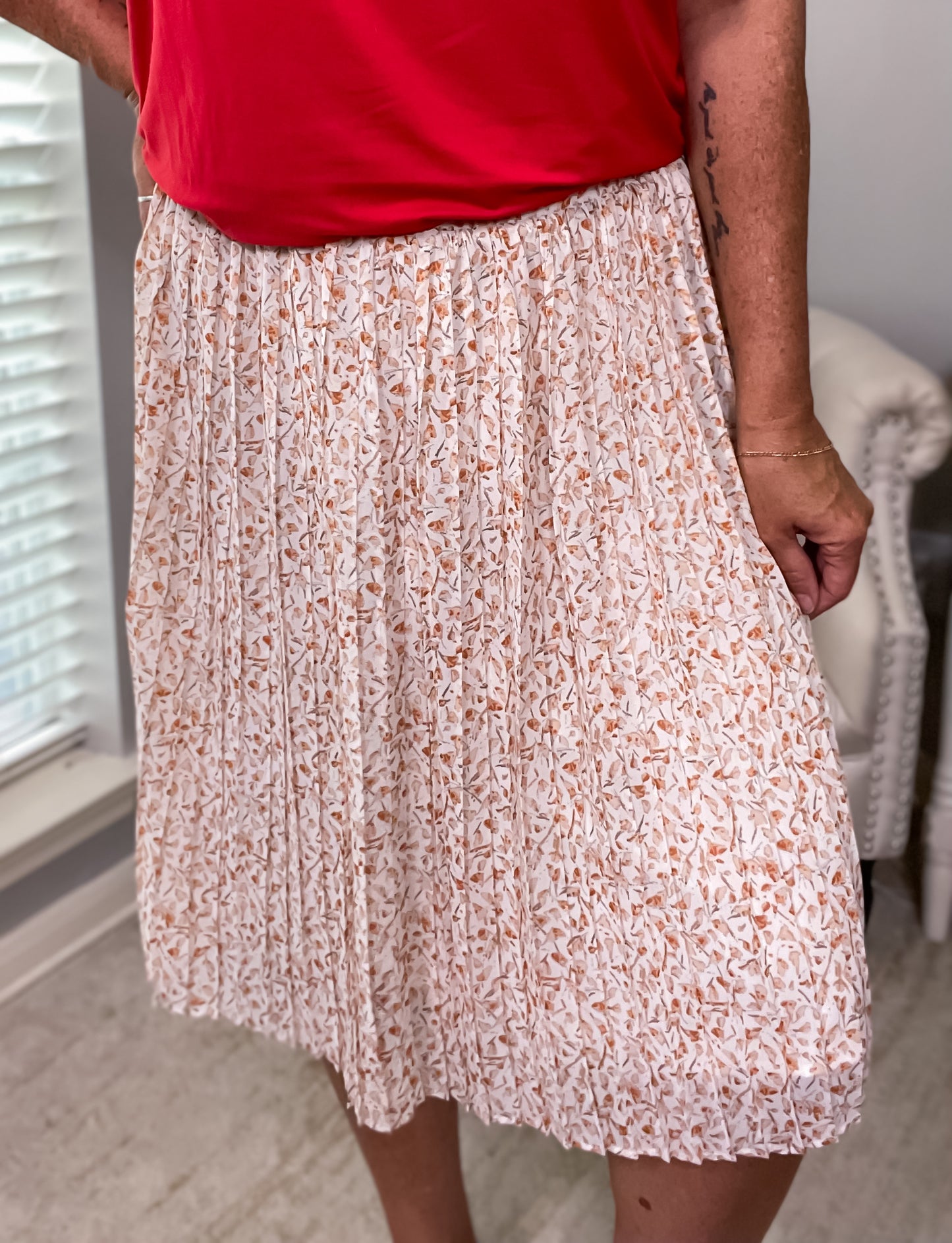 Fall Floral Pleated Skirt NWT - Size Medium