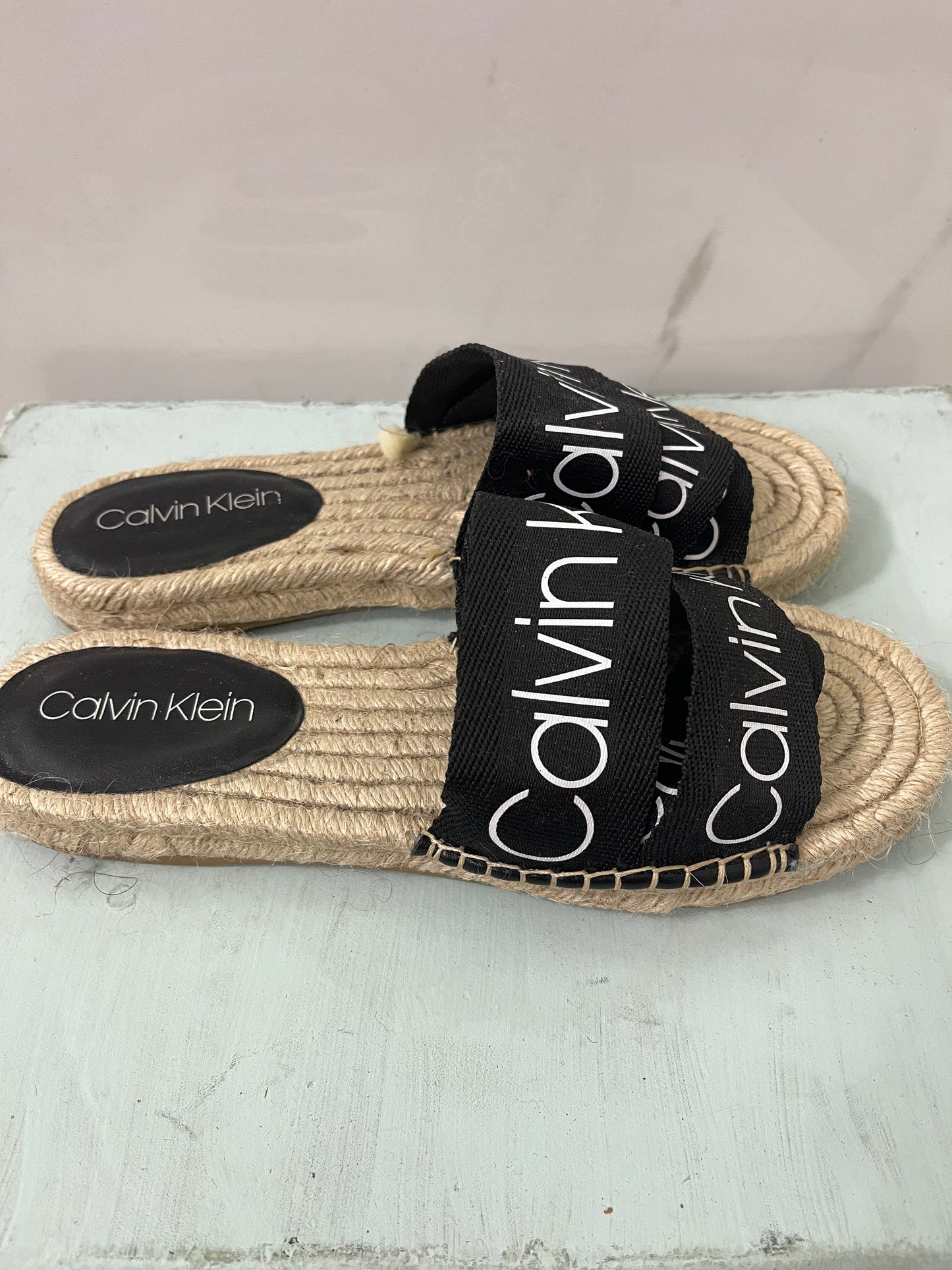 Calvin Klein Tasha Slides - Size 10