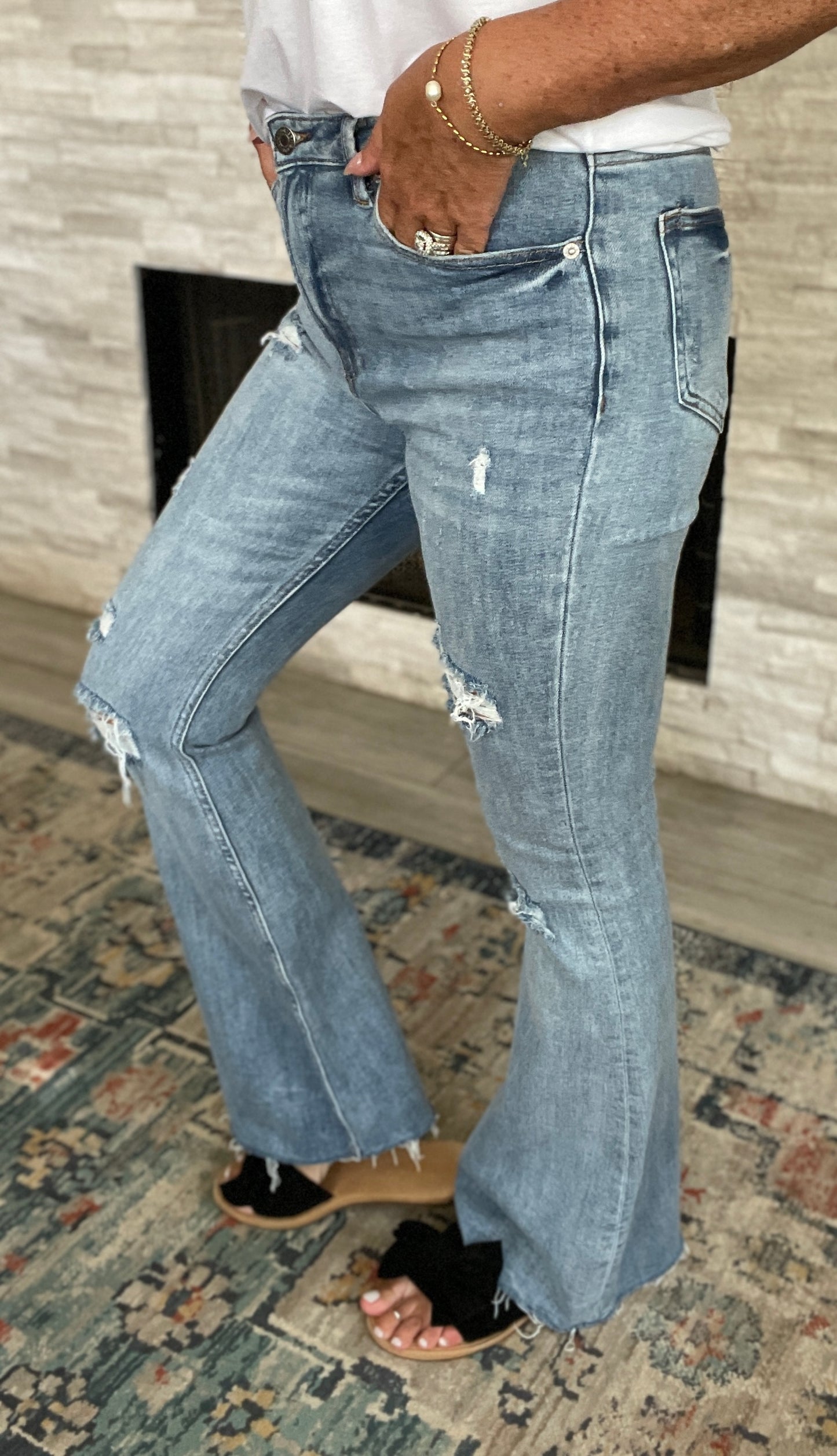 Risen Distressed Flare Jean - Size 28/7