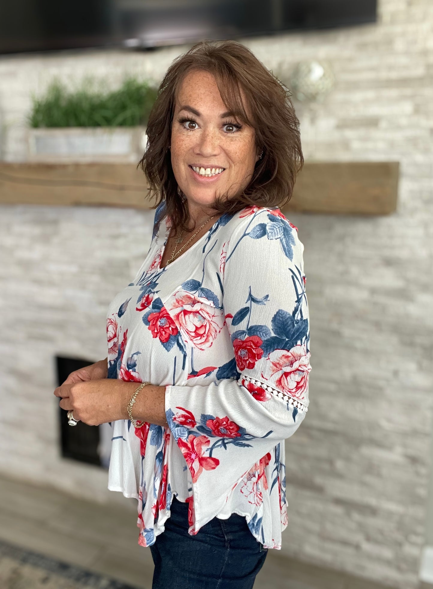 White Floral Baby Doll Long Sleeve Blouse- Size Small