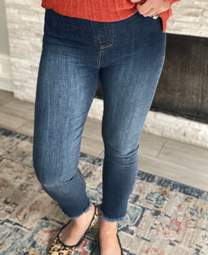 Risen High Rise Skinny Leg Jegging - Size Medium