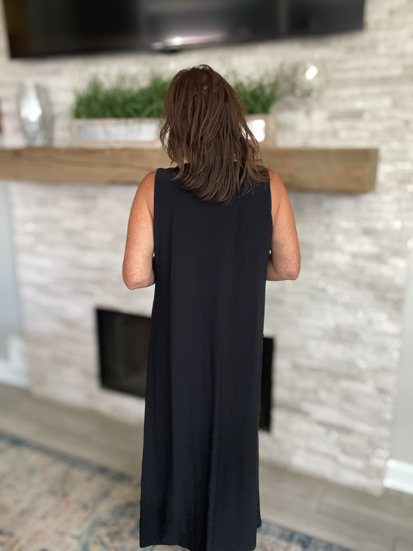 Black Sleeveless Dress by Emma & Michele - Size Large