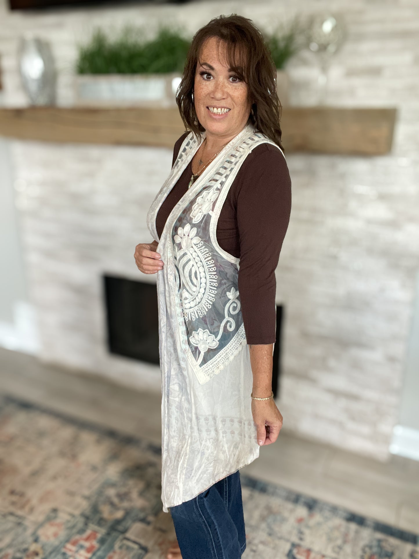 Sleeveless Lace Cardigan Duster Vest - Size Medium