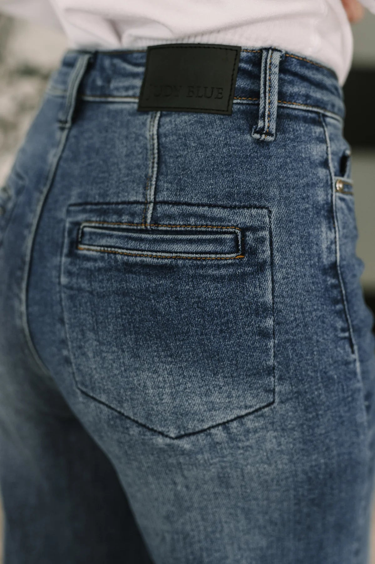 Judy Blue High Waist Column Straight Leg Button Fly Jeans NWT - Size 1