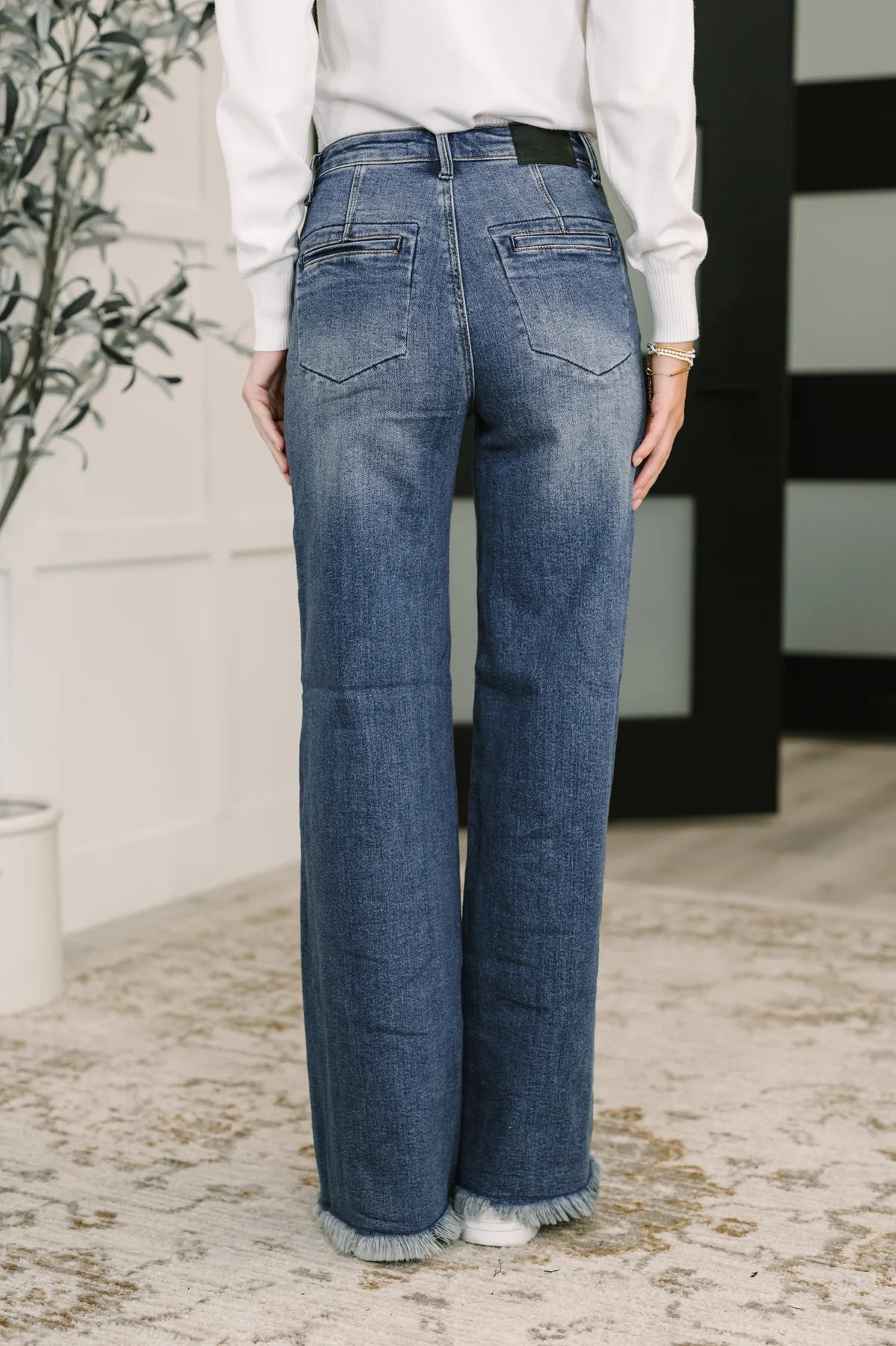 Judy Blue High Waist Column Straight Leg Button Fly Jeans NWT - Size 1